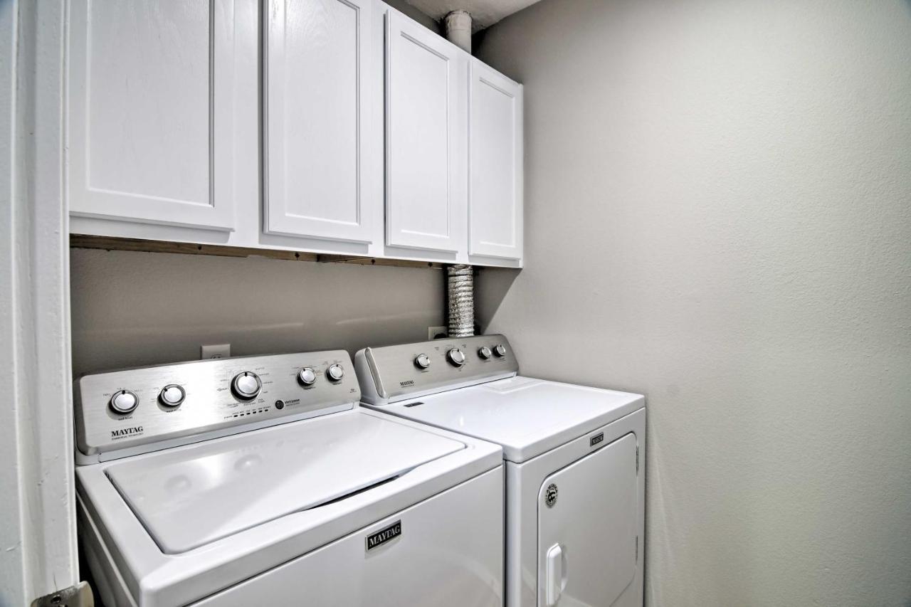 Apartment With Patio, 4 Mi To Silver Dollar City! Branson Esterno foto