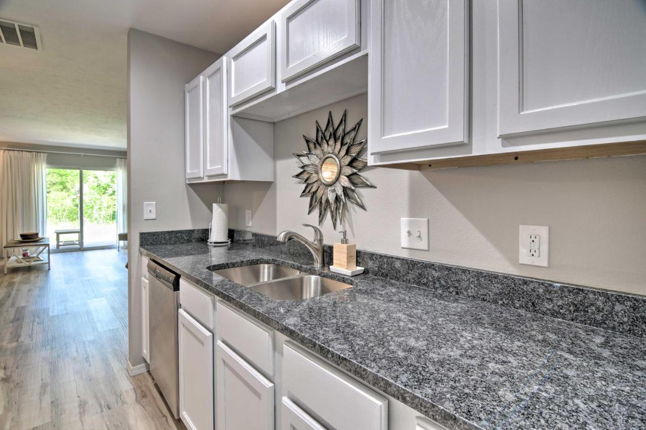 Apartment With Patio, 4 Mi To Silver Dollar City! Branson Esterno foto