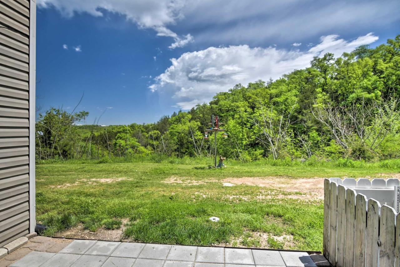 Apartment With Patio, 4 Mi To Silver Dollar City! Branson Esterno foto